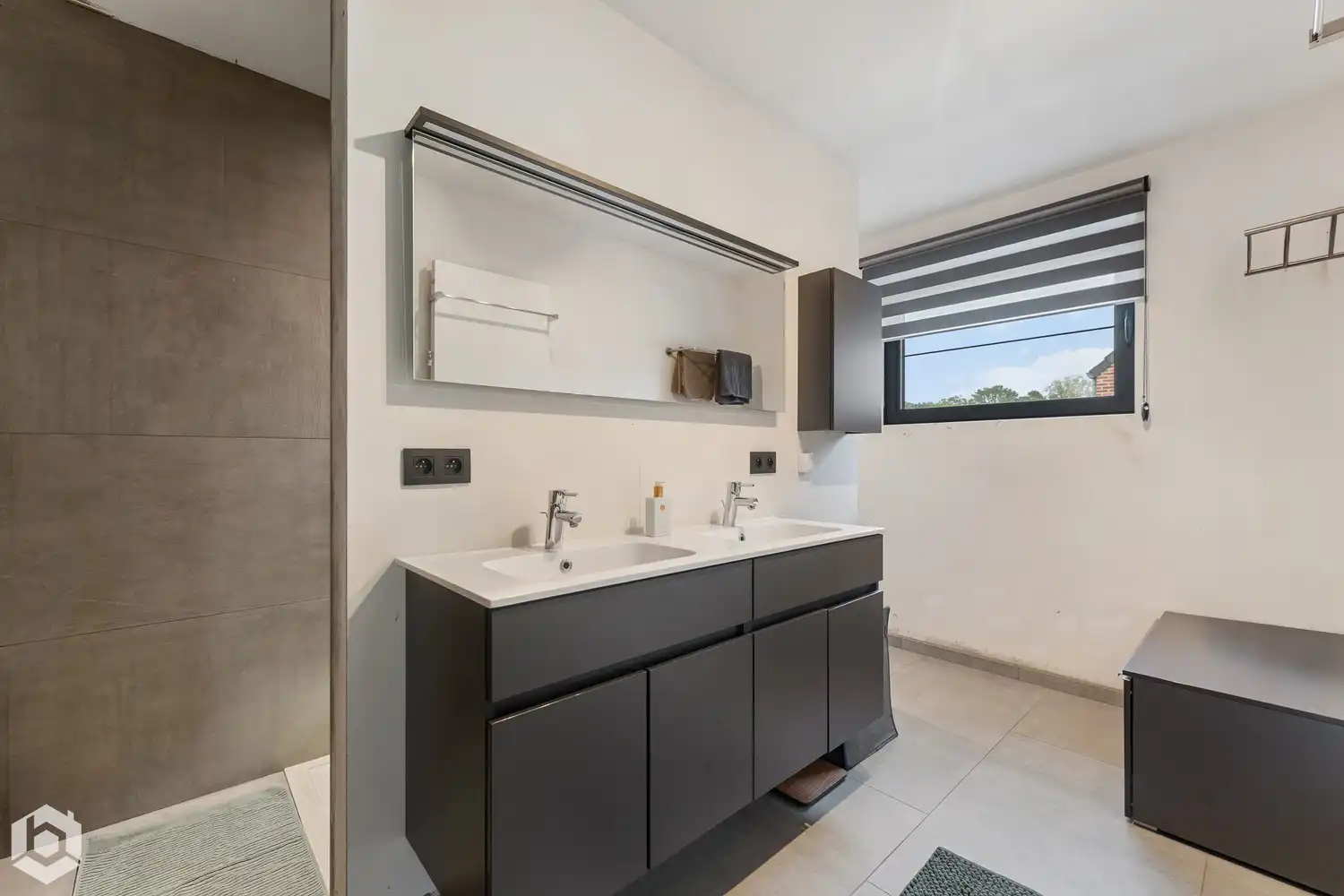 Tijdloze, instapklare woning met 3 slpkrs op perceel van 824 m² te Keerbergen foto 15