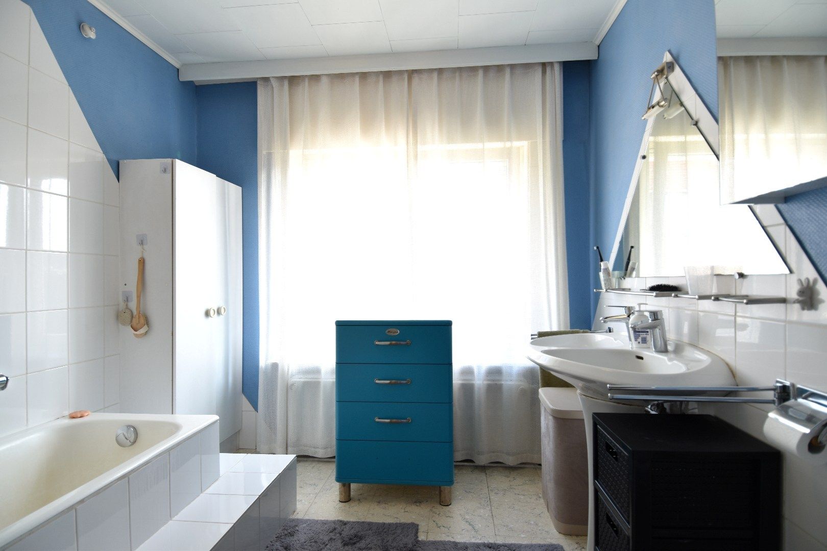 Vrijstaande woning met 3 slaapkamers, garage en tuin te koop in Wevelgem foto 11