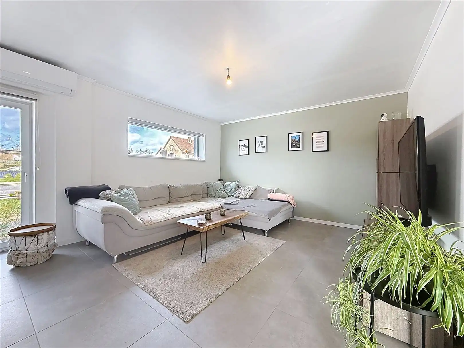 Gerenoveerde woning, 3 slpks, 2 bdks, opp 15a 80ca foto 11