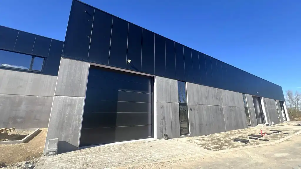 Klein magazijn te huur in Herzele Business Park foto 10