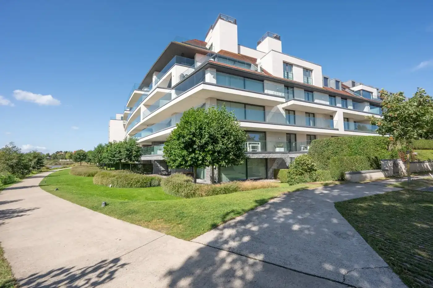 Uniek dubbel hoekappartement te koop in La Réserve  foto 8