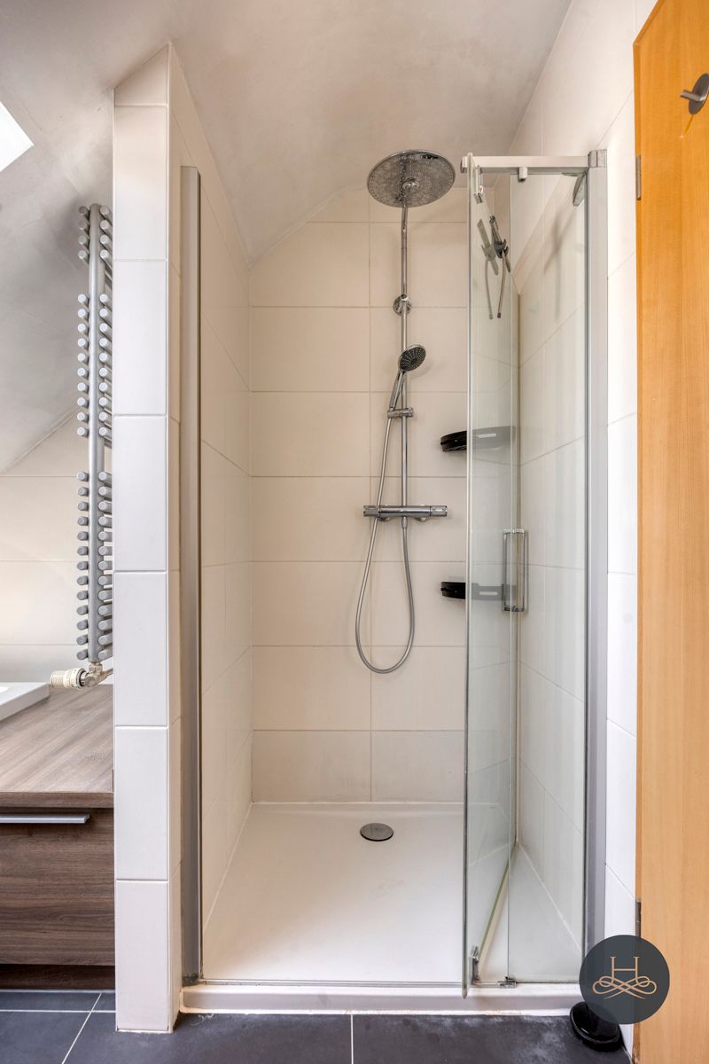 Rustig gelegen, zuinige, moderne open woning met ruime tuin foto 19