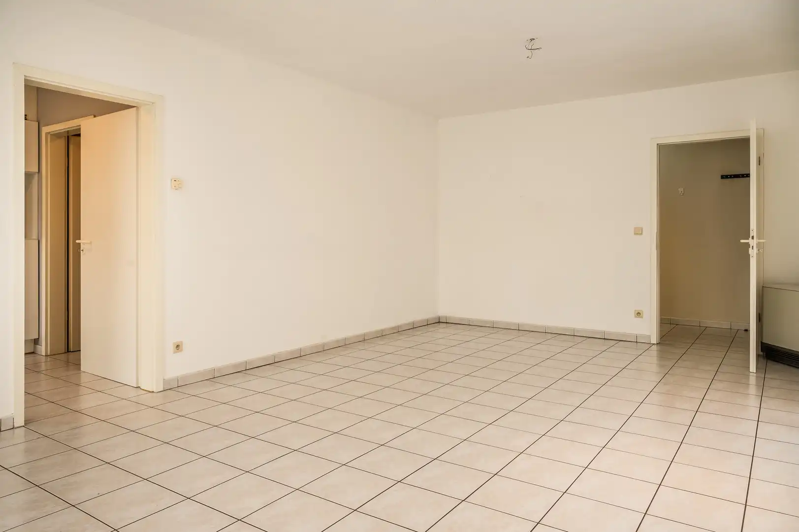 Centraal en rustig gelegen gelijkvloers appartement foto 7