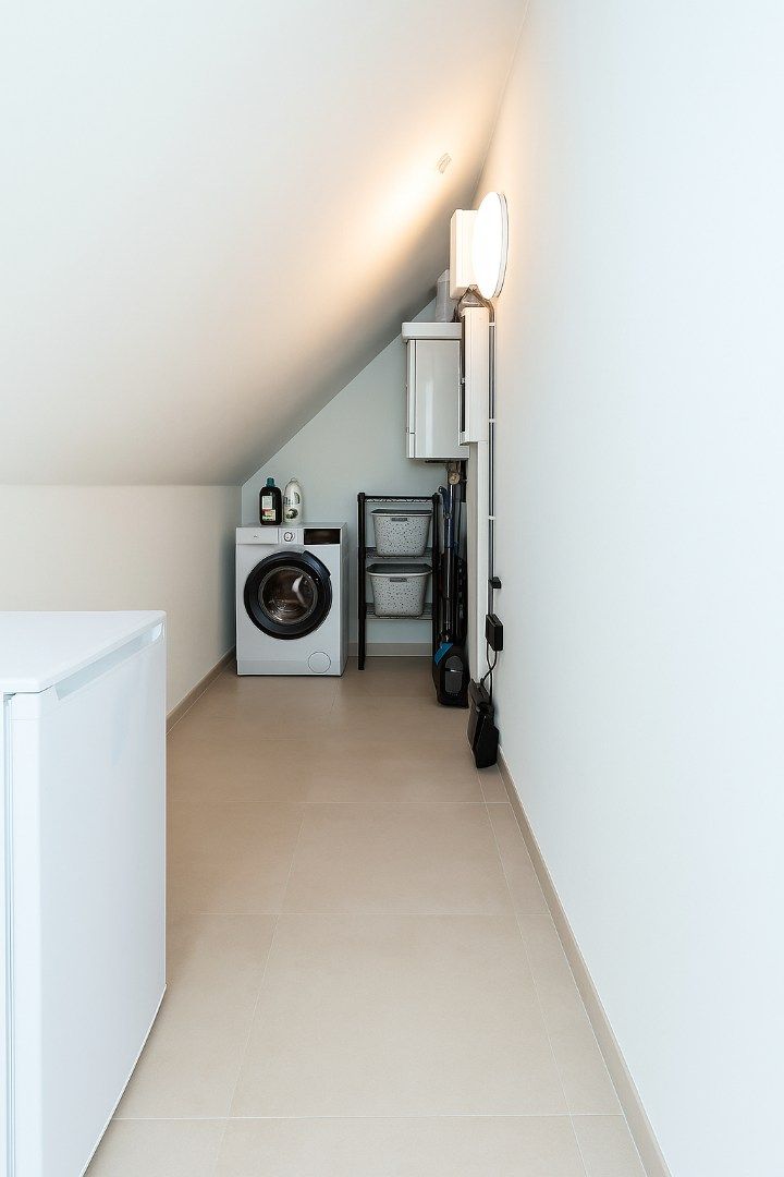 RECENT INSTAPKLAAR APPARTEMENT MET 2 SLPKS | 2 TERRASSEN EN GARAGE IN HARTJE PITTEM foto 13