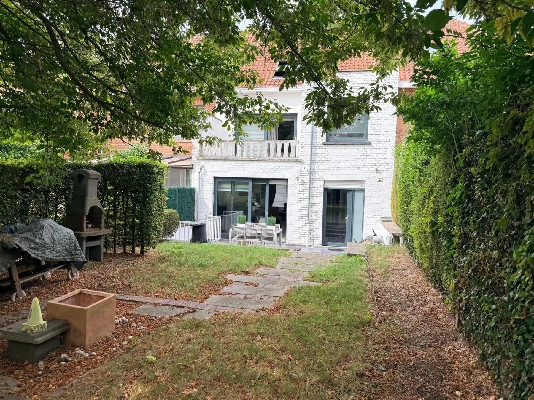 INSTAPKLARE WONING MET GEZELLIGE TUIN foto 18