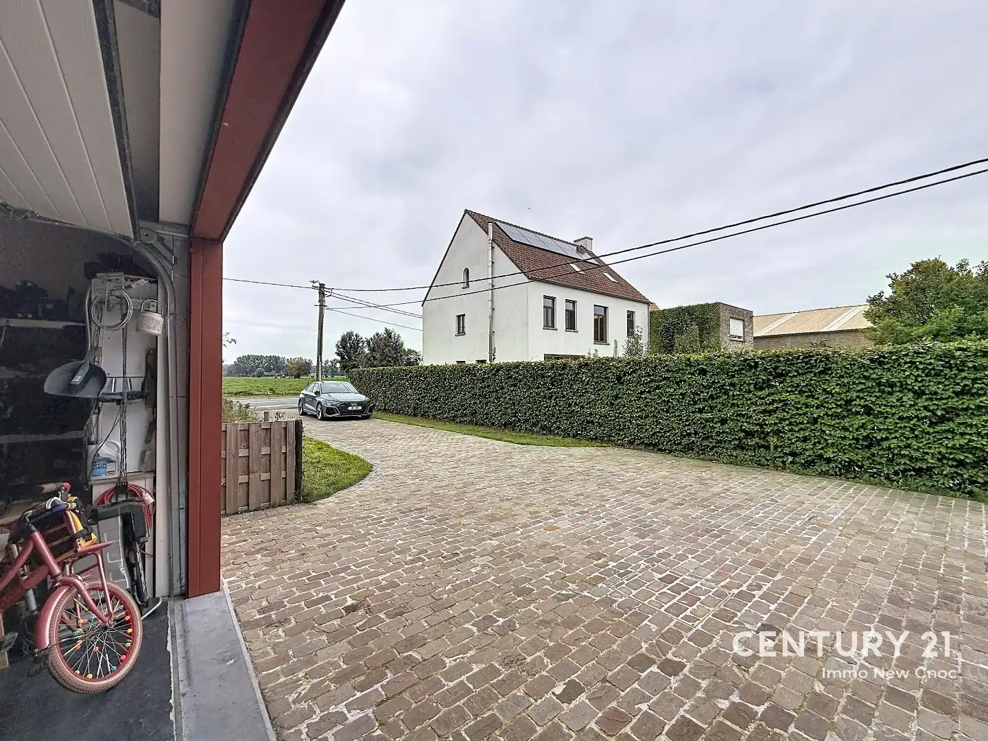 Scandinavisch wonen in harmonie met de natuur: Exclusieve villa in Damme foto 25