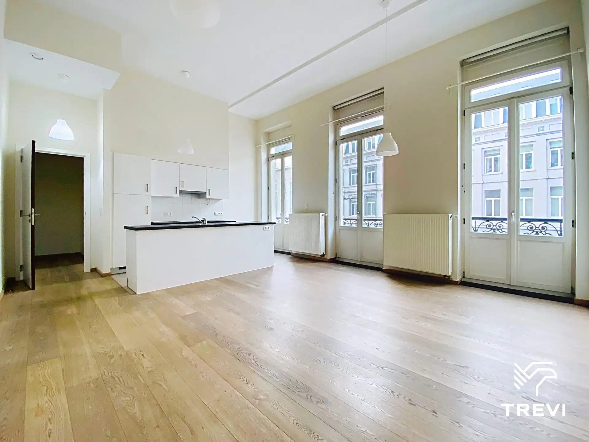 Appartement foto {{pictureIndex}}