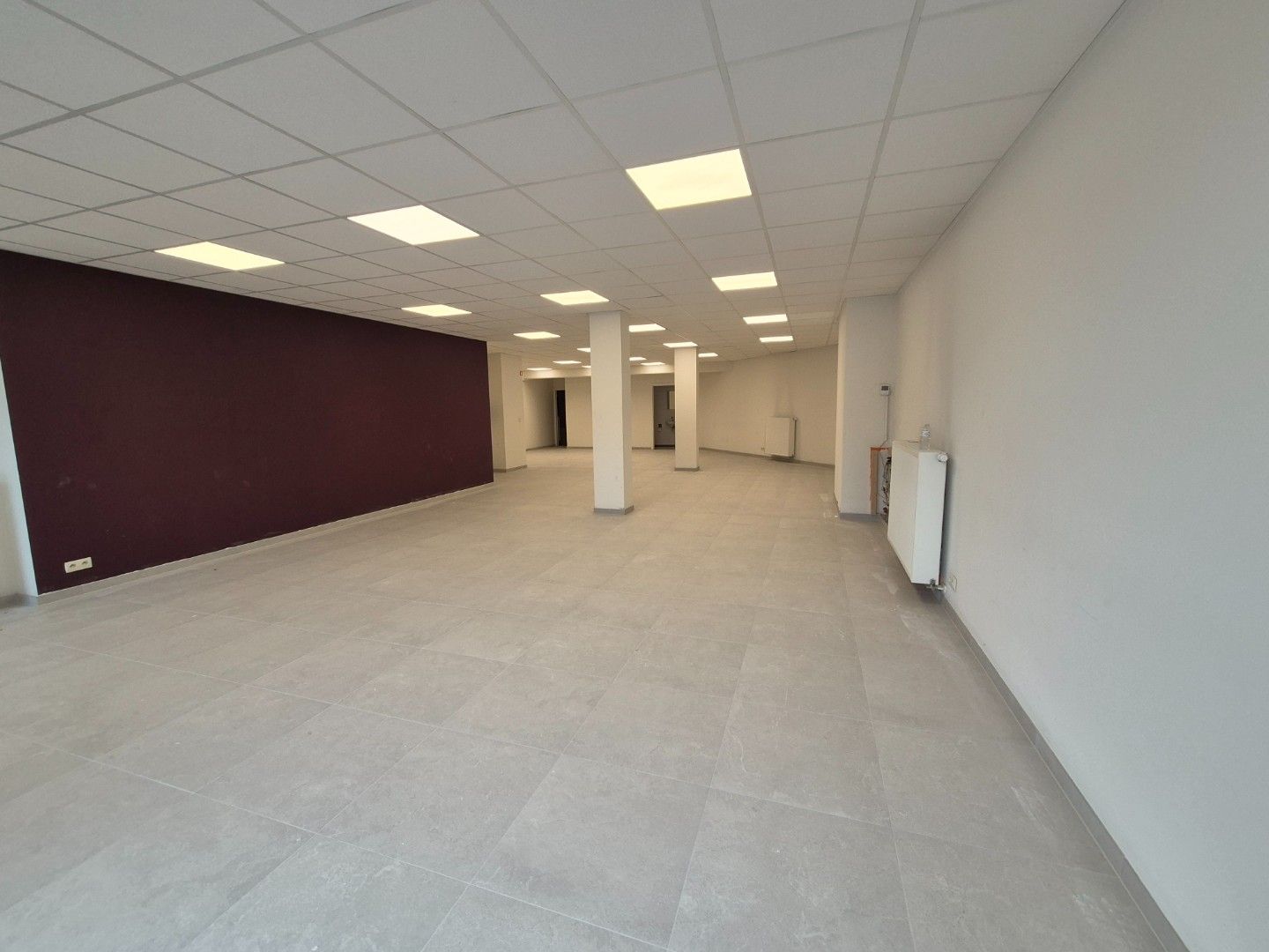 Commerciële ruimte te huur foto 2