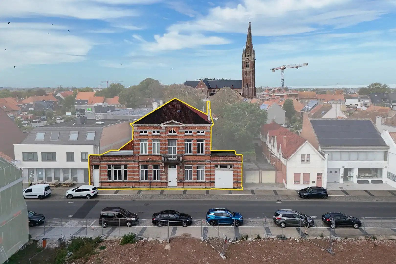 Uniek herenhuis in het centrum van Oudenburg foto 20