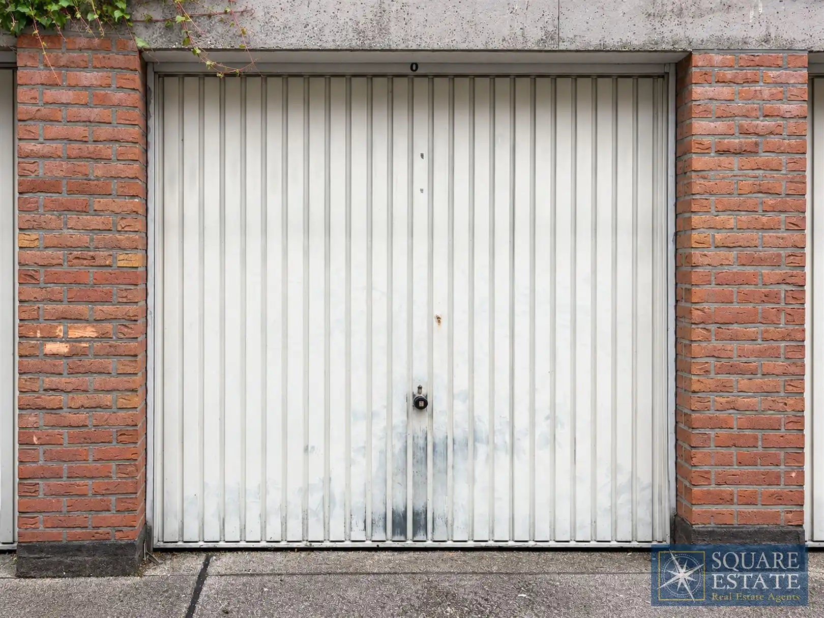 Afgesloten garagebox op een ideale locatie in Wemmel foto 3