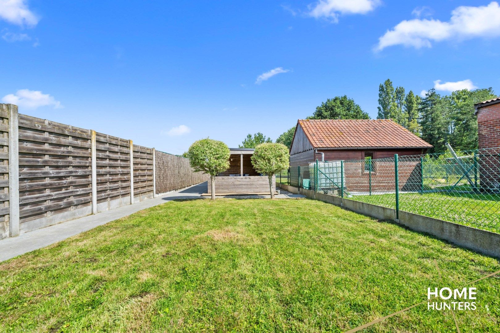 Instapklare gezinswoning met 3 slaapkamers, ruime garage en vergezichten in hartje Zonnebeke foto 23