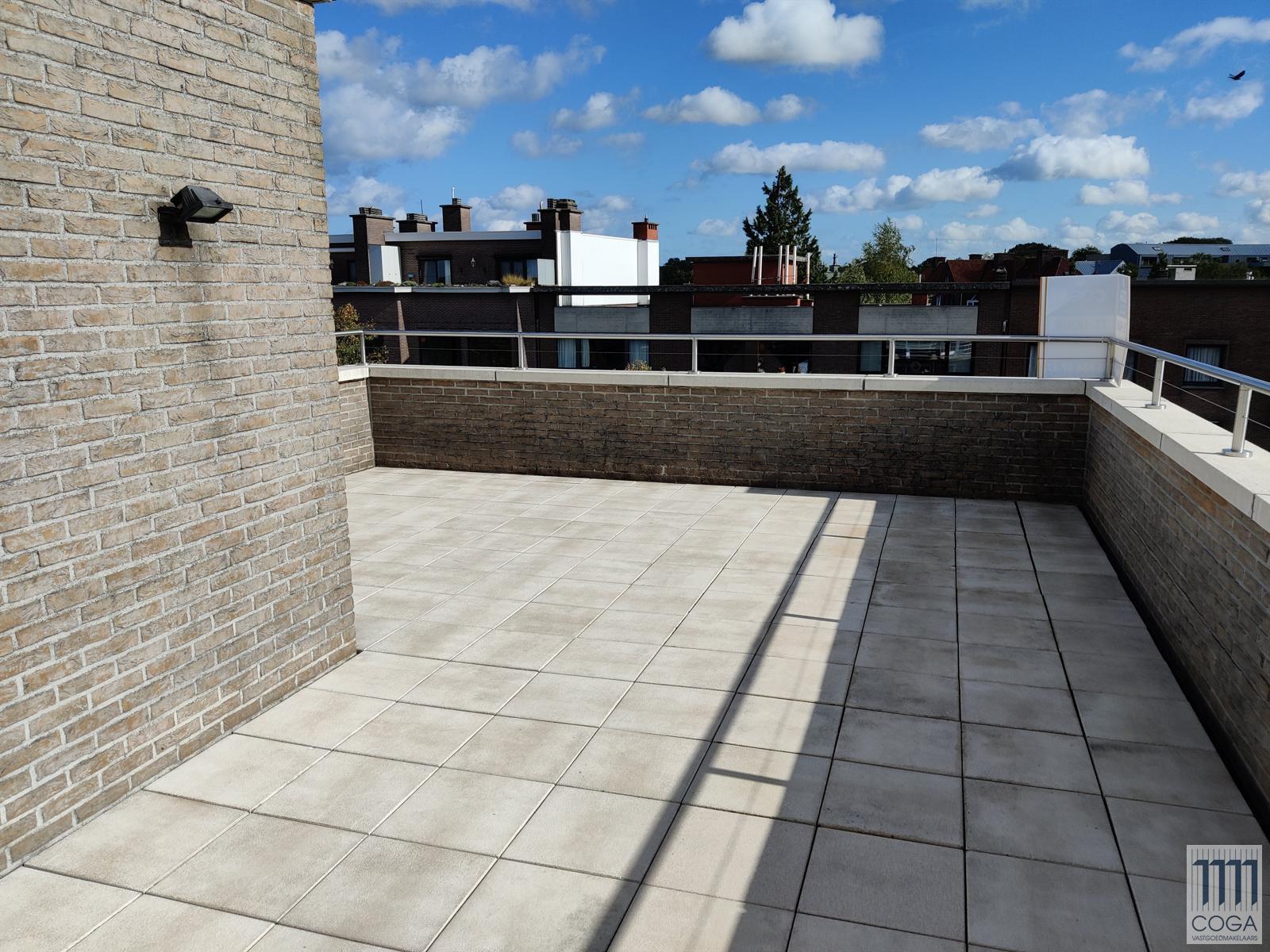 Duplex appartement met zonneterras van 72m² in het hart van Brasschaat foto 18