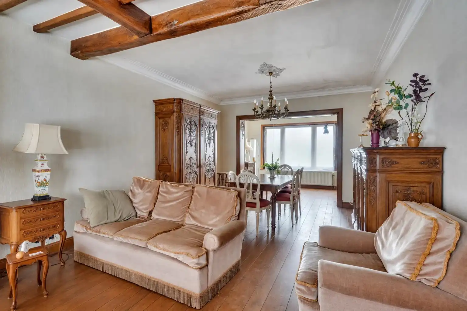 Ruime woning met centrale ligging foto 5