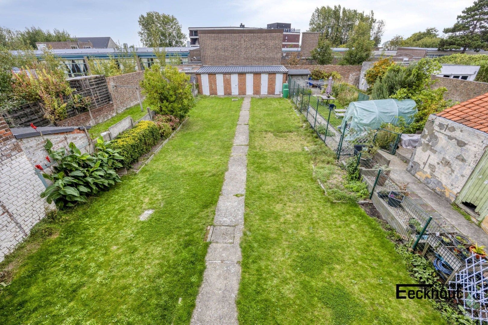 Volledig gerenoveerd appartement op gunstige ligging te Bredene! foto 13