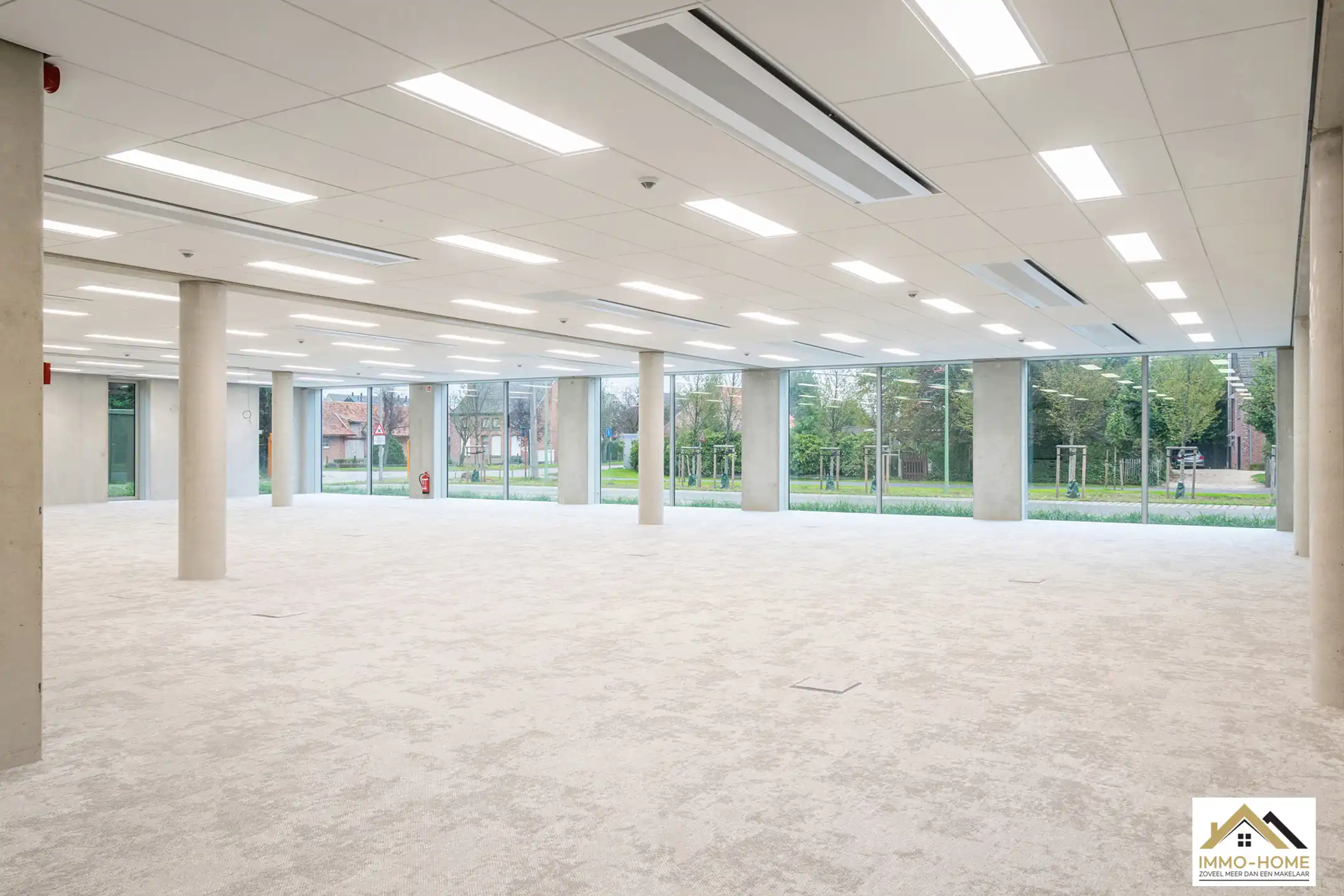 Moderne kantoorruimte 445 m² op toplocatie E17 in Lokeren foto 35