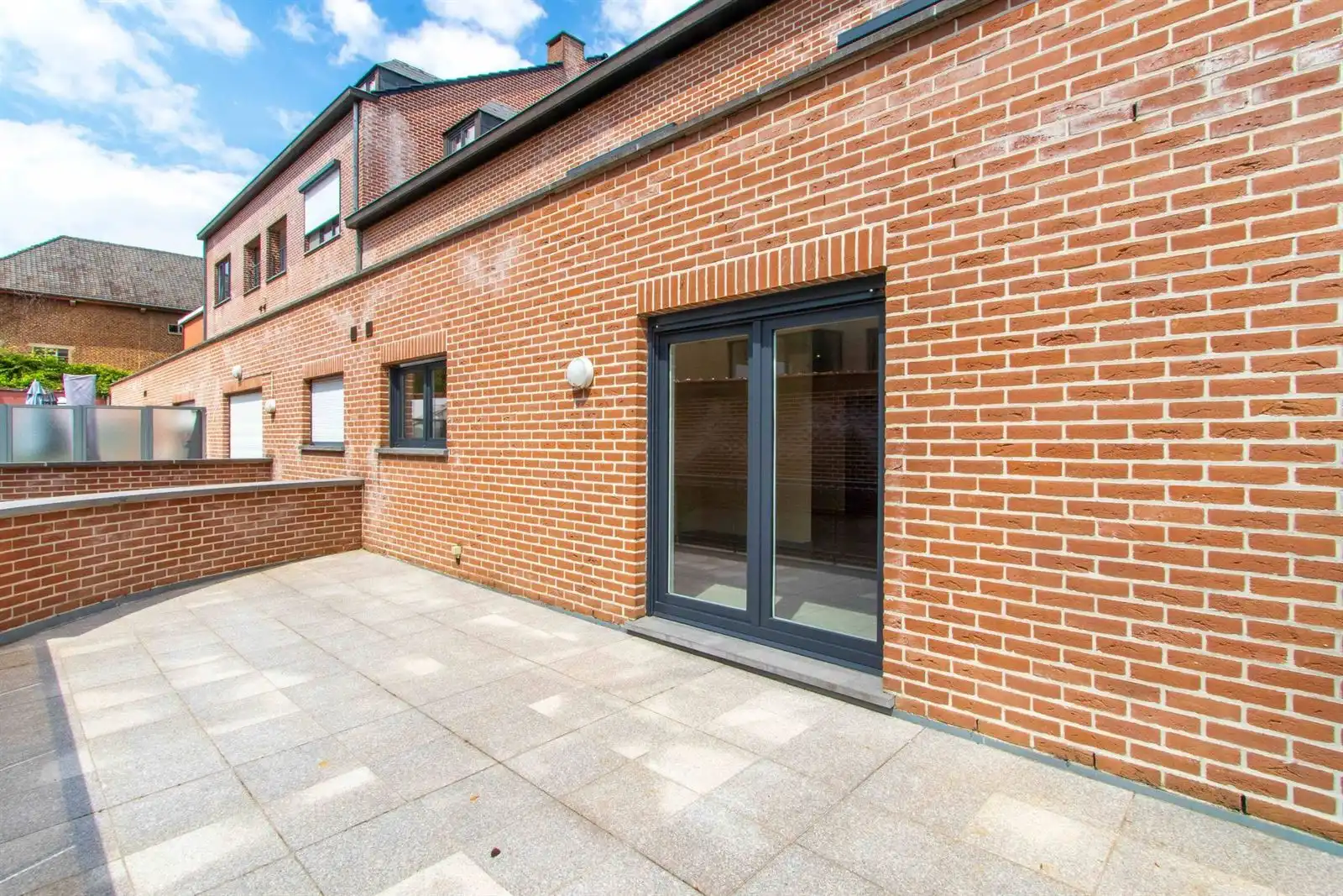 Gelijkvloers appartement centrum Sint-Pieters-Leeuw foto 7