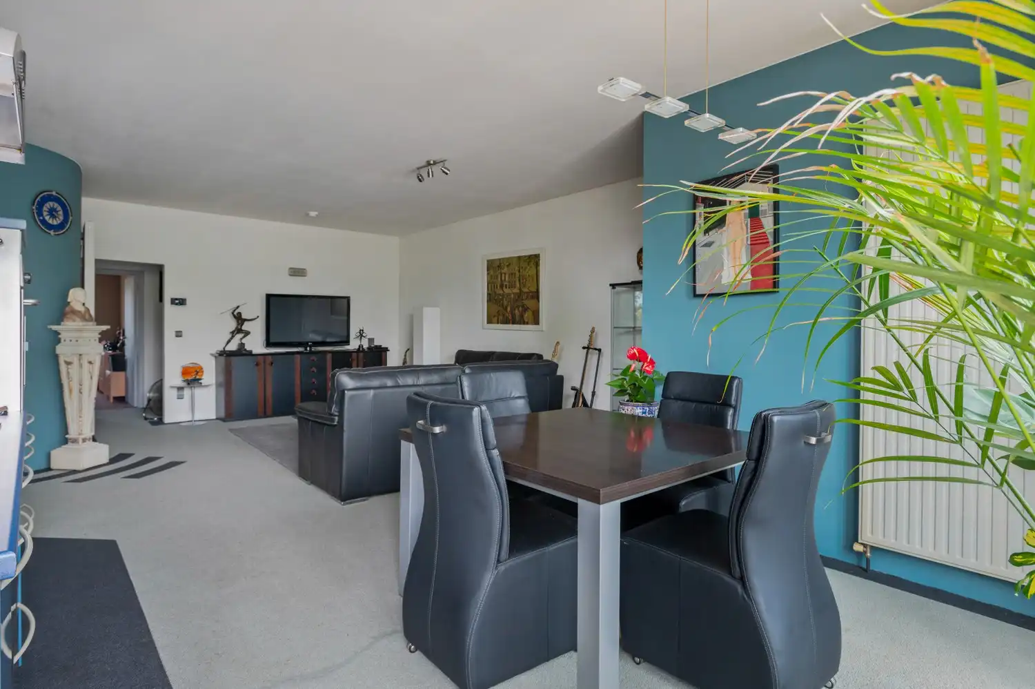 Woning met magazijn (130 m²)  op centrale locatie te Wommelgem foto 7