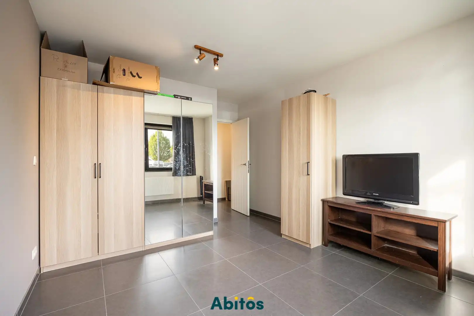 Gelijkvloers appartement met drie slaapkamers foto 20