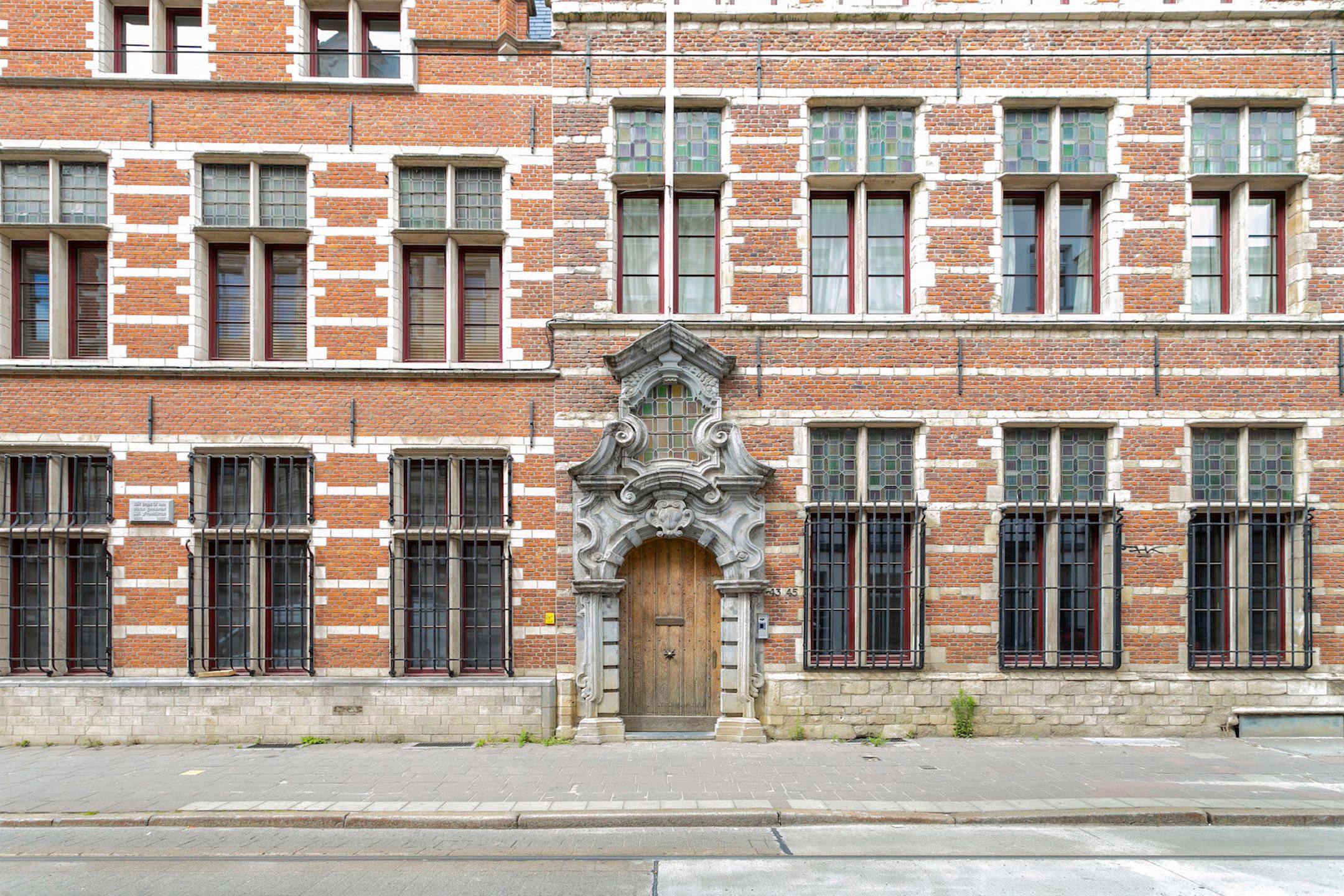 ANTWERPEN-CENTRUM - Gerenoveerde Stadsvilla in het hartje van de stad. foto 17