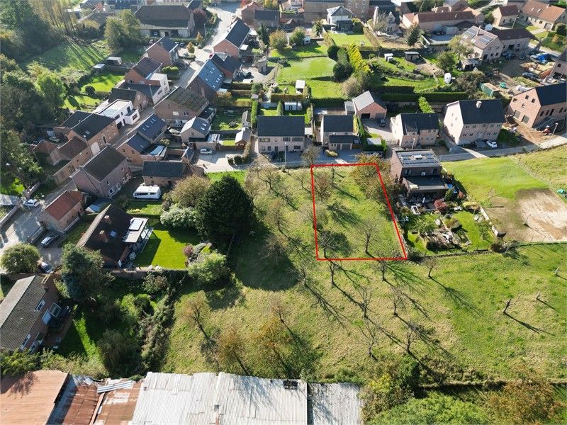 GOED GELEGEN BOUWGROND GESCHIKT VOOR OPEN BEBOUWING GELEGEN IN HET LANDELIJKE GROOT-GELMEN foto 3