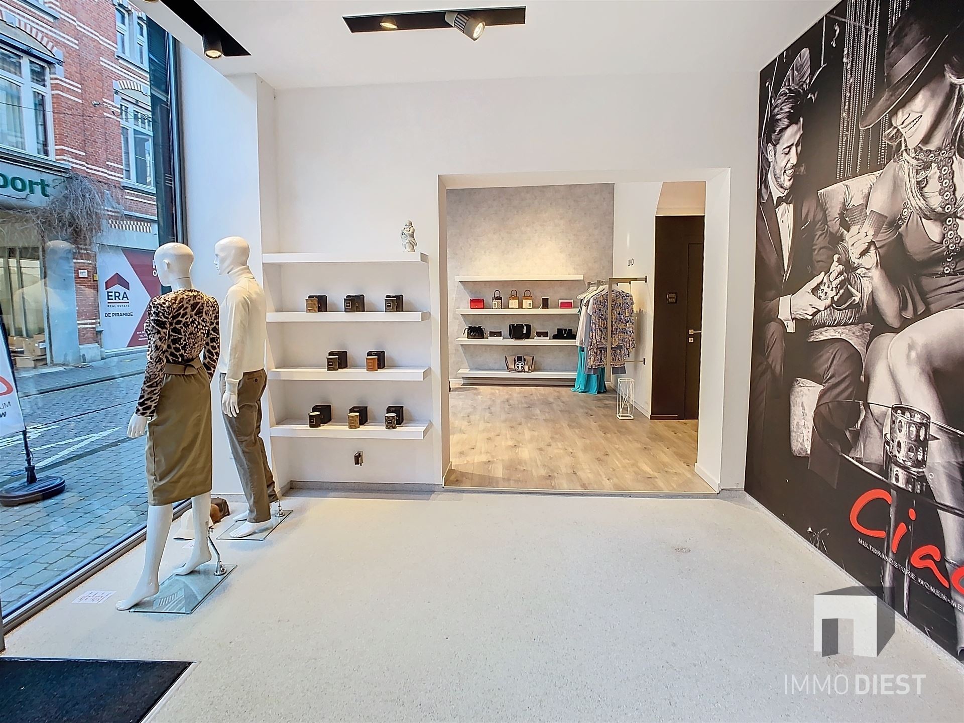 Ca. 200m² gelijkvloerse winkelruimte - uw conceptstore in het centrum van Diest foto 6