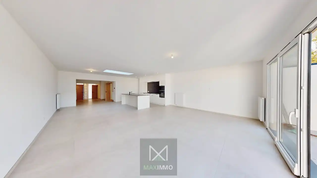 Volledig vernieuwde woning in centrum Lauwe – luxe, licht en leefruimte in één pakket foto 4