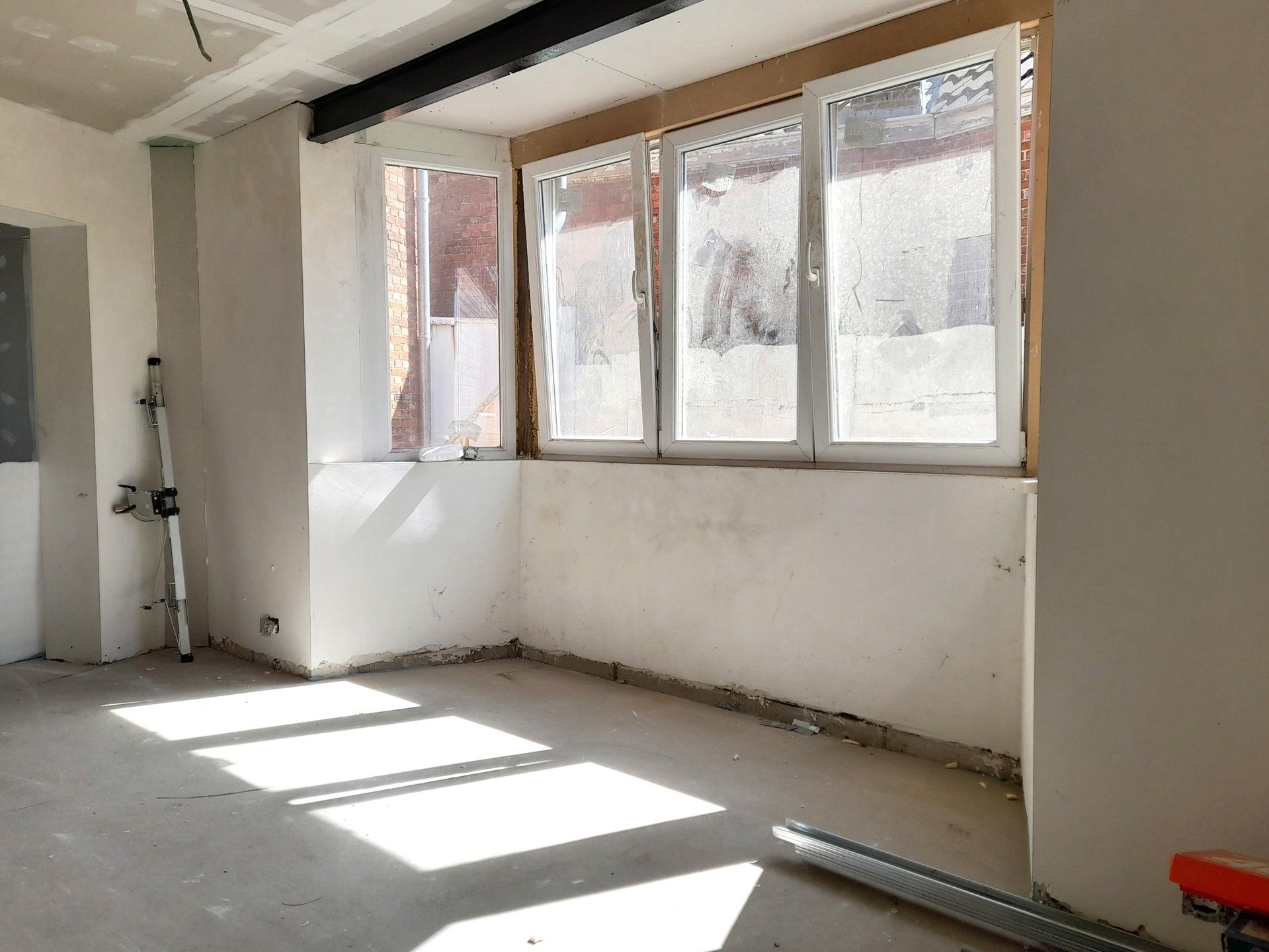 Af te werken woning in centrum Nijlen foto 8