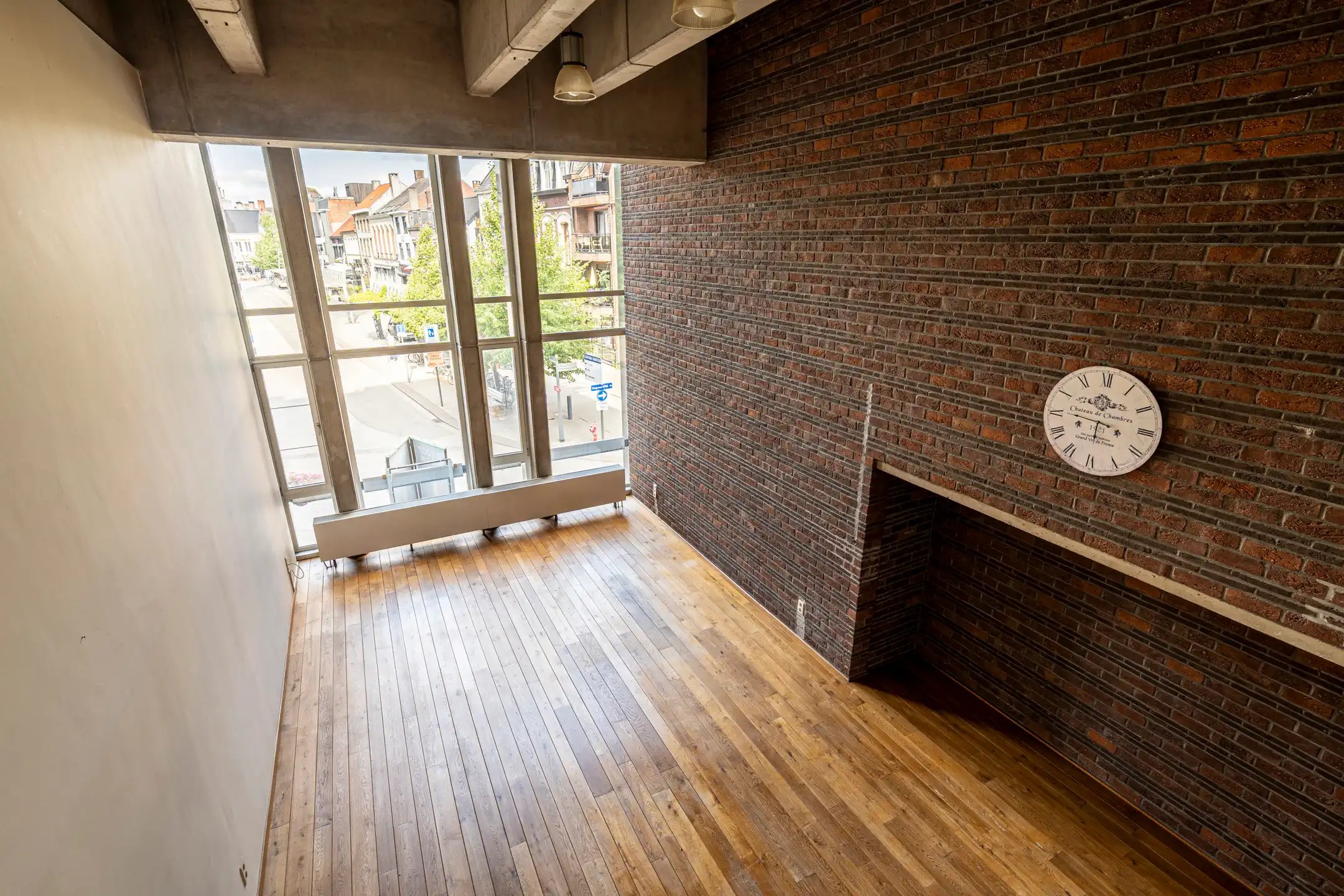 Duplex in loftstijl inclusief ondergrondse parking op de Grote Markt foto 23