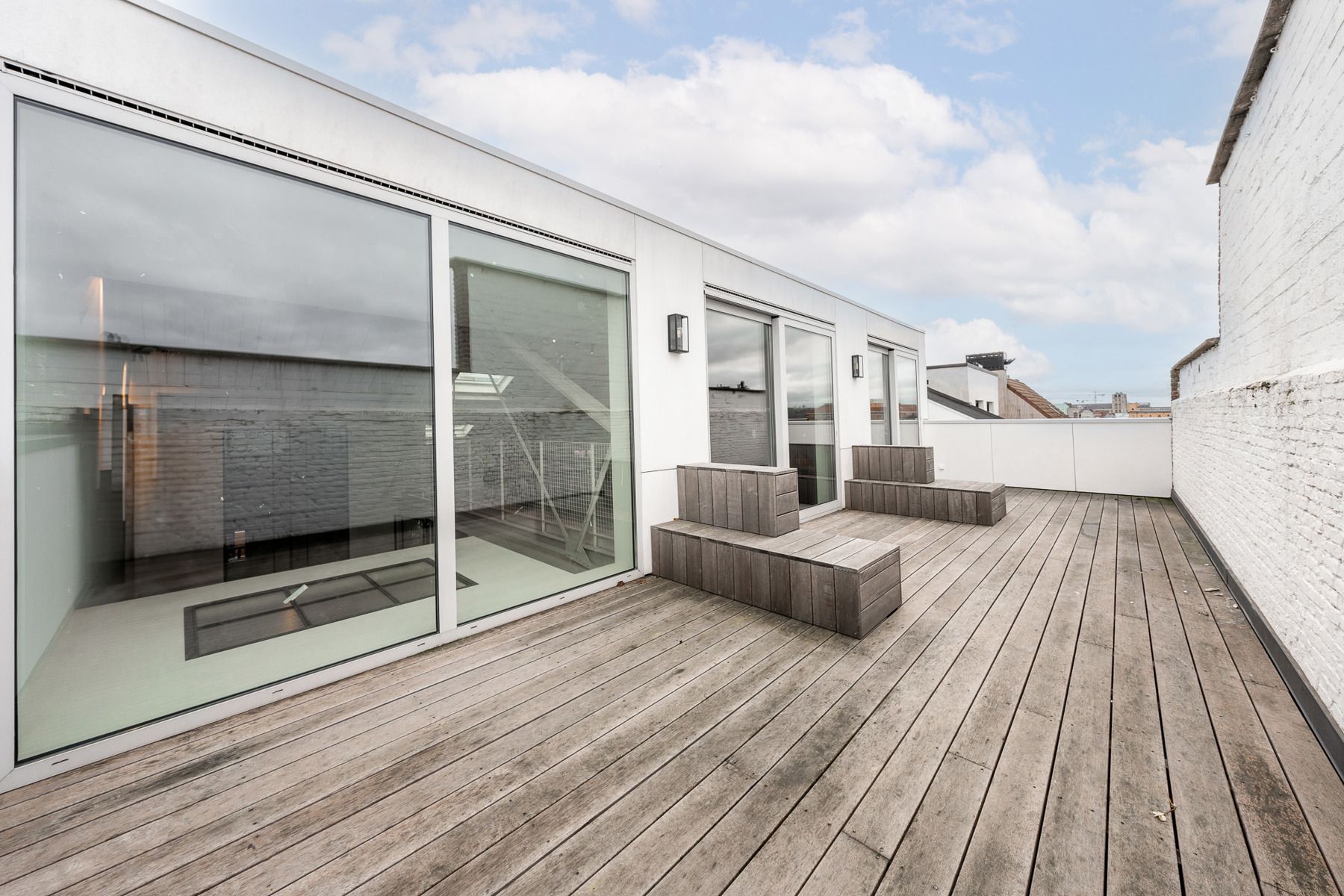 Pure loft aan het trendy Eilandje met ruim terras en 4 slpks foto 3