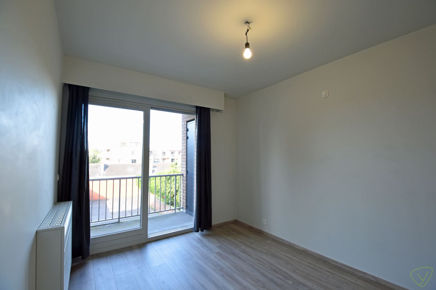 Instapklaar appartement te huur nabij de Markt van Eeklo! foto 14