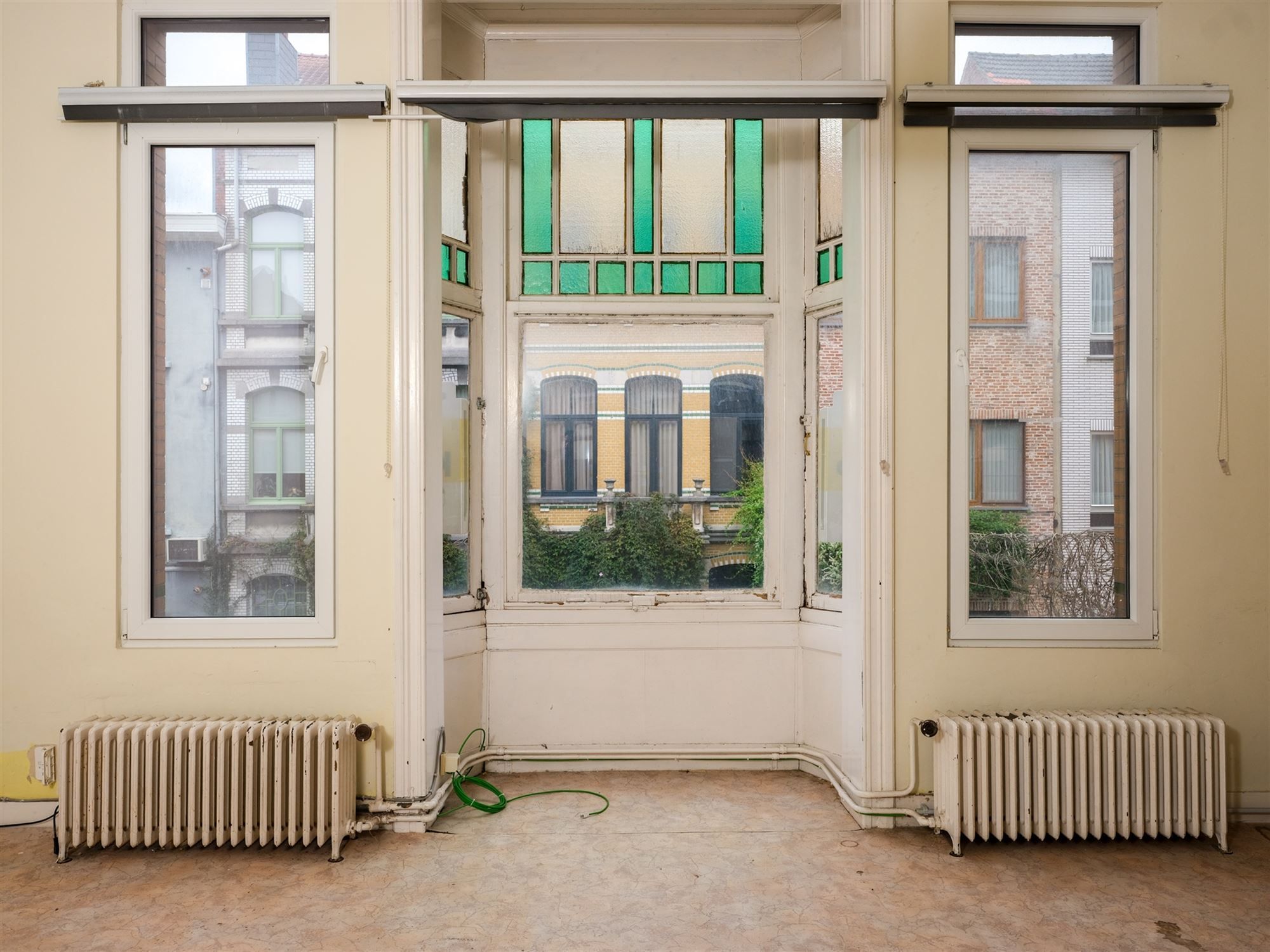 ruime rijwoning met polyvalent bijgebouw en tal van mogelijk foto 36