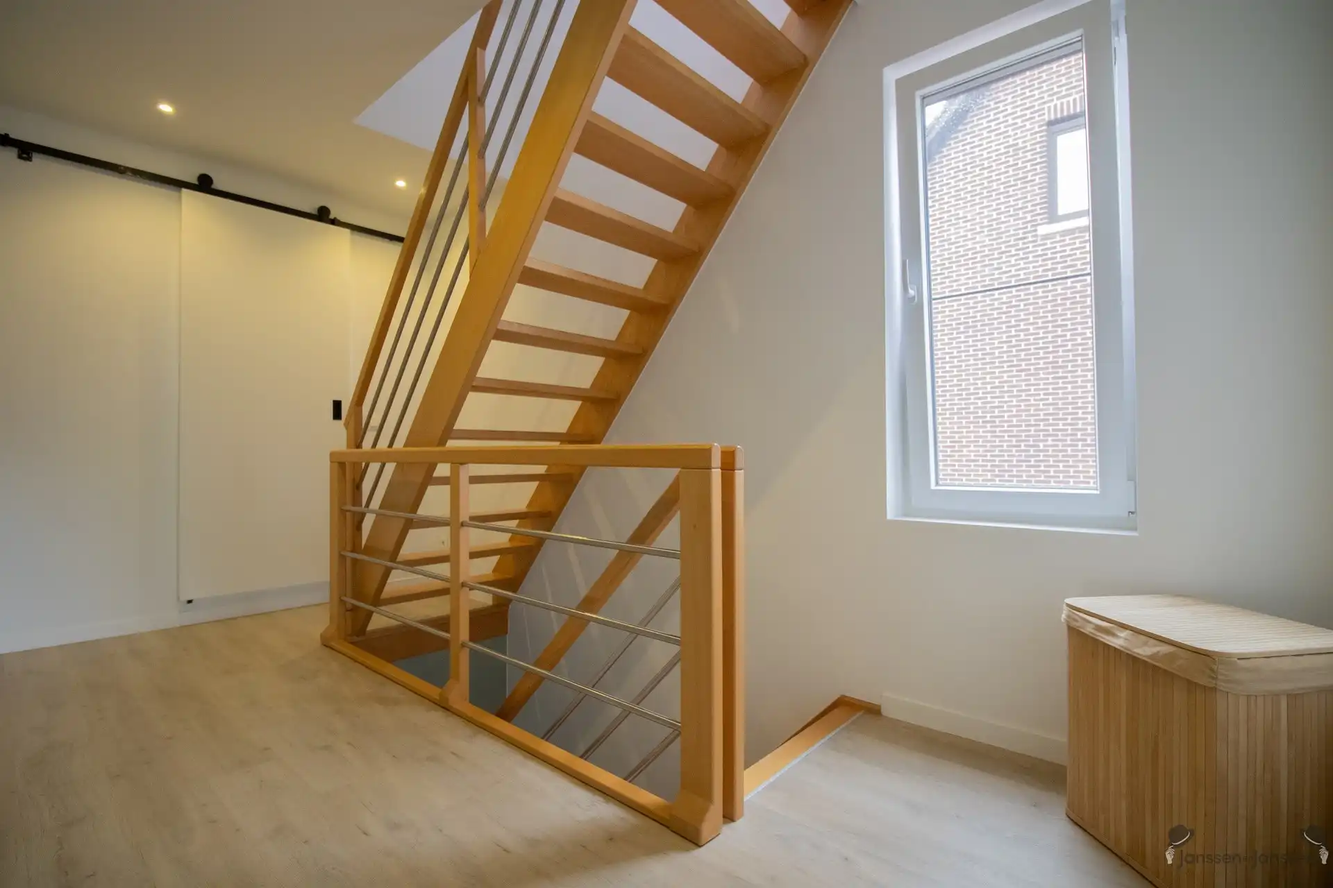 Volledig gerenoveerde HOB met 4 slaapkamers op 431 m² foto 15
