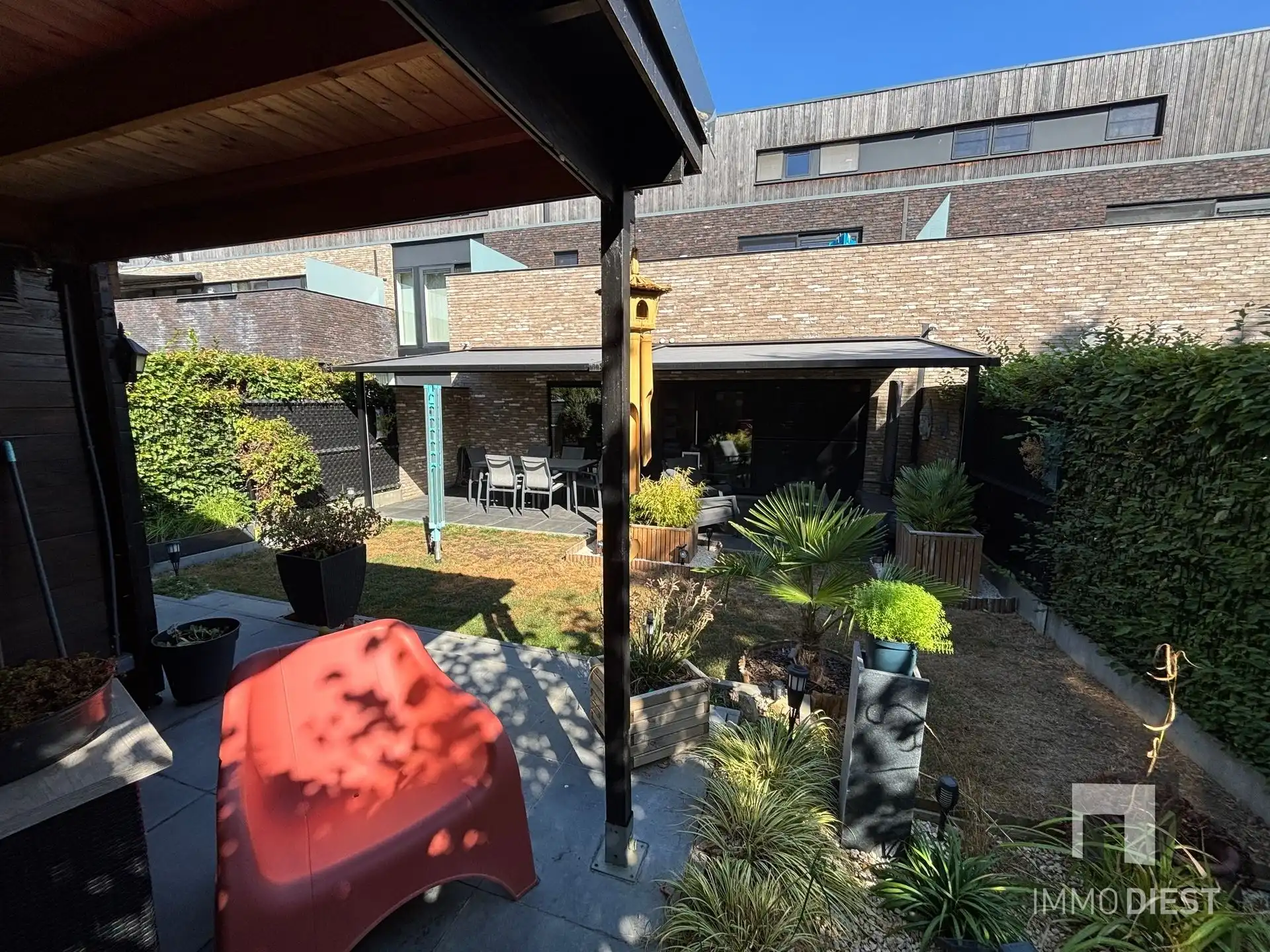 Ruim gelijkvloers appartement met open leefruimte en zonnige tuin foto 48