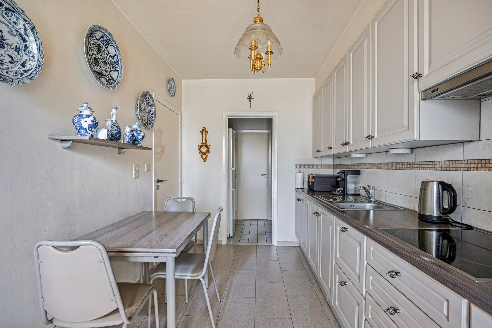 Ruim appartement met zicht op de middeleeuwse Wallen te Tongeren - Verkoop met lijfrente foto 12