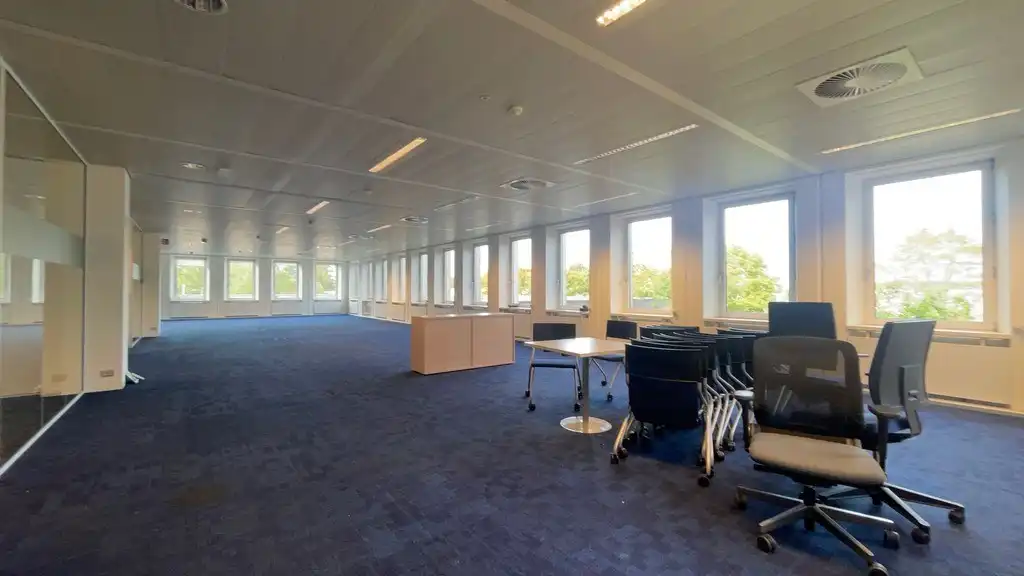 Instapklare kantoren te huur vlakbij E19 in Kontich foto 10