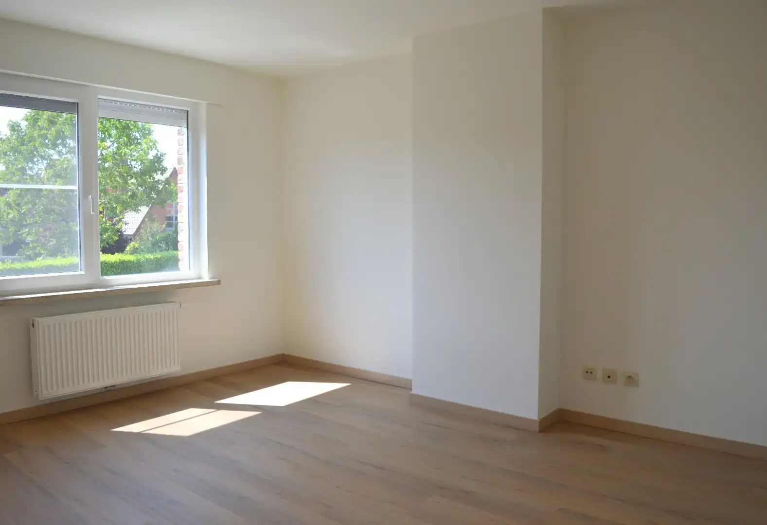 Vernieuwde woning in Heule met vlotte bereikbaarheid. foto 10
