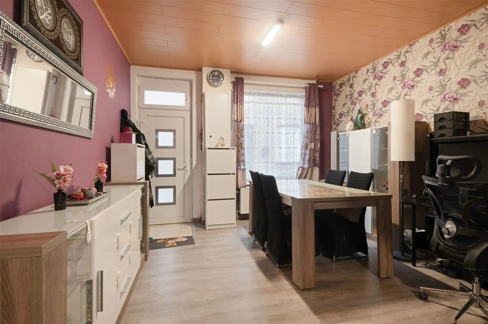 Verrassend ruime stadswoning in het centrum van Ninove  foto 3