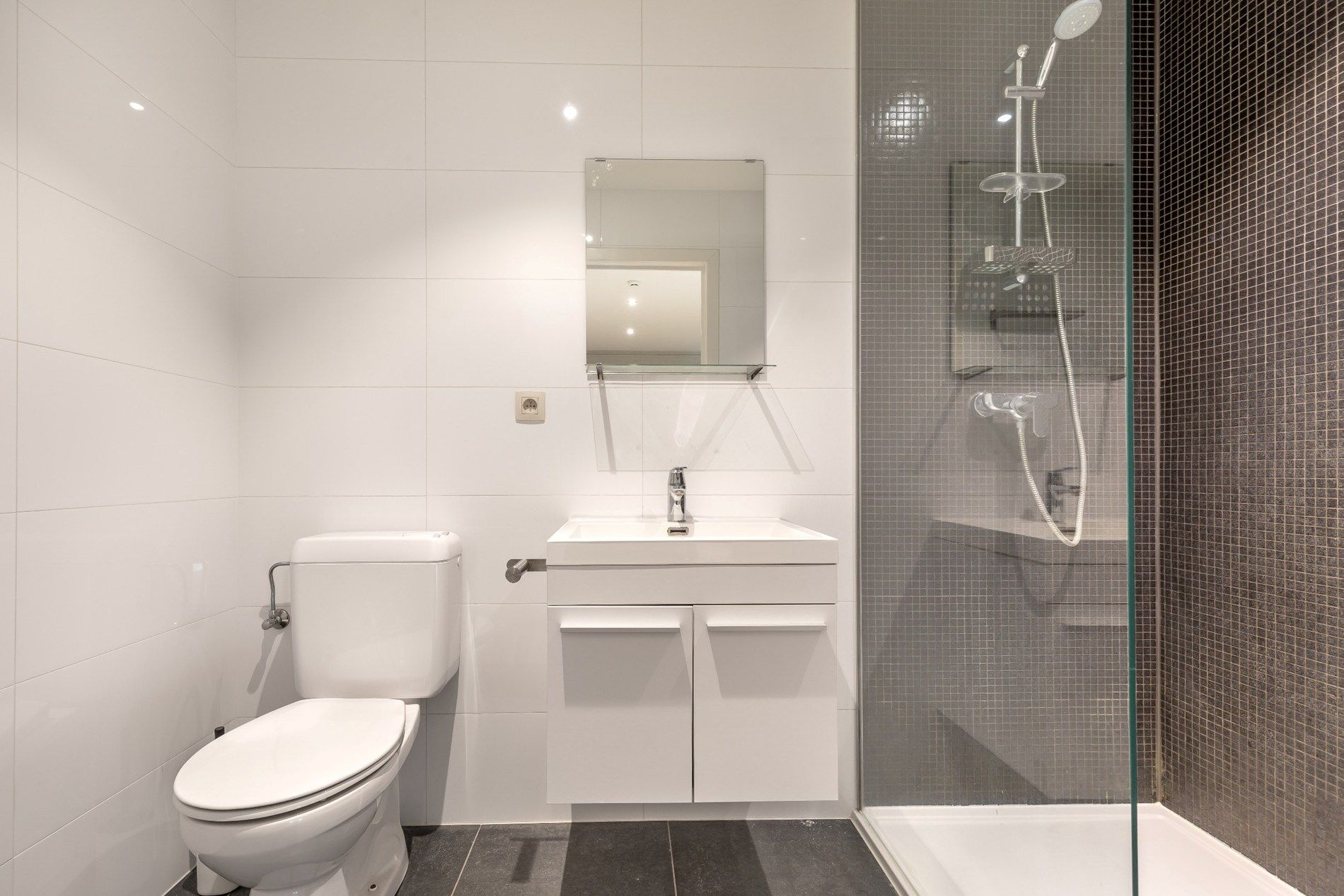 Prachtig afgewerkte duplex-studio te centrum Leuven foto 7