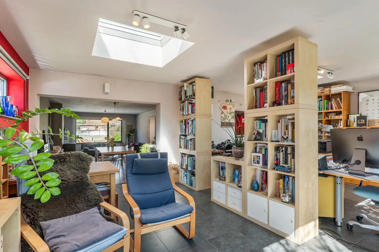 Goed gelegen en energiezuinige woning met 4 slaapkamers, een oprit met een garage en een tuin op de grens van Kessel-Lo en Holsbeek! foto 13