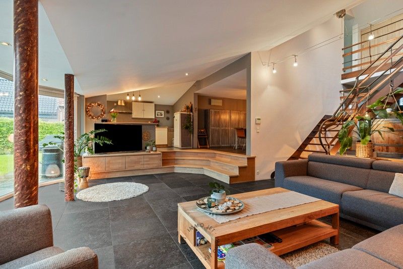 Unieke woning in hoevestijl met tal van mogelijkheden foto 9