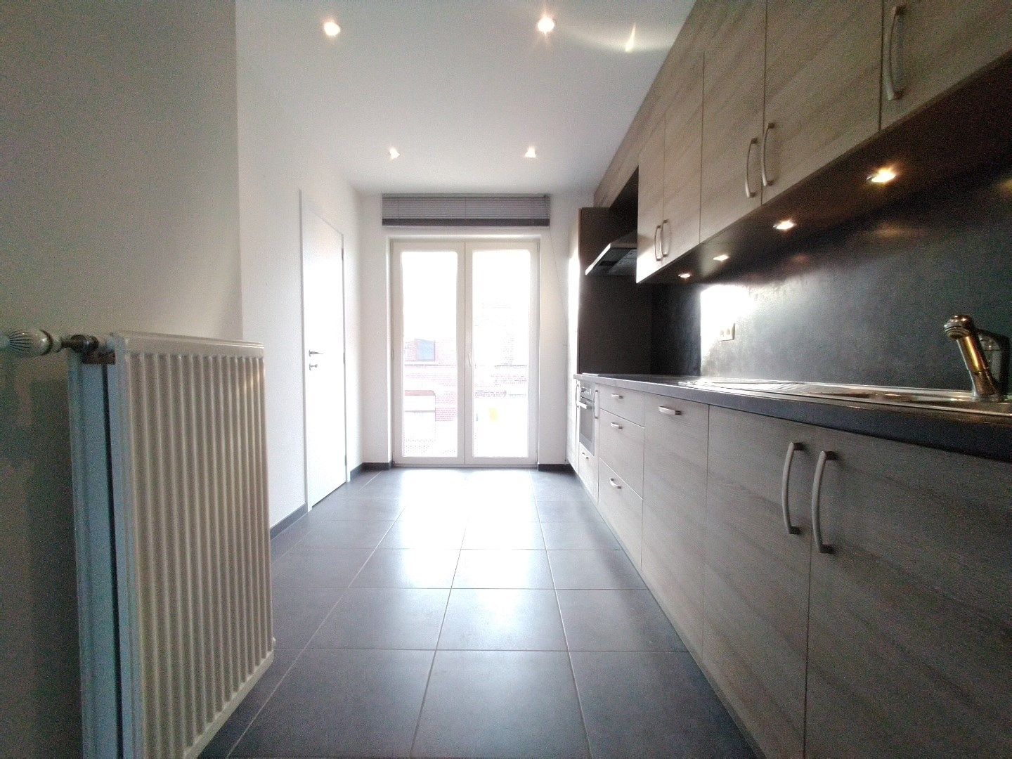 recent duplex-appartement met ondergrondse autostaanplaats en kelderberging foto 3