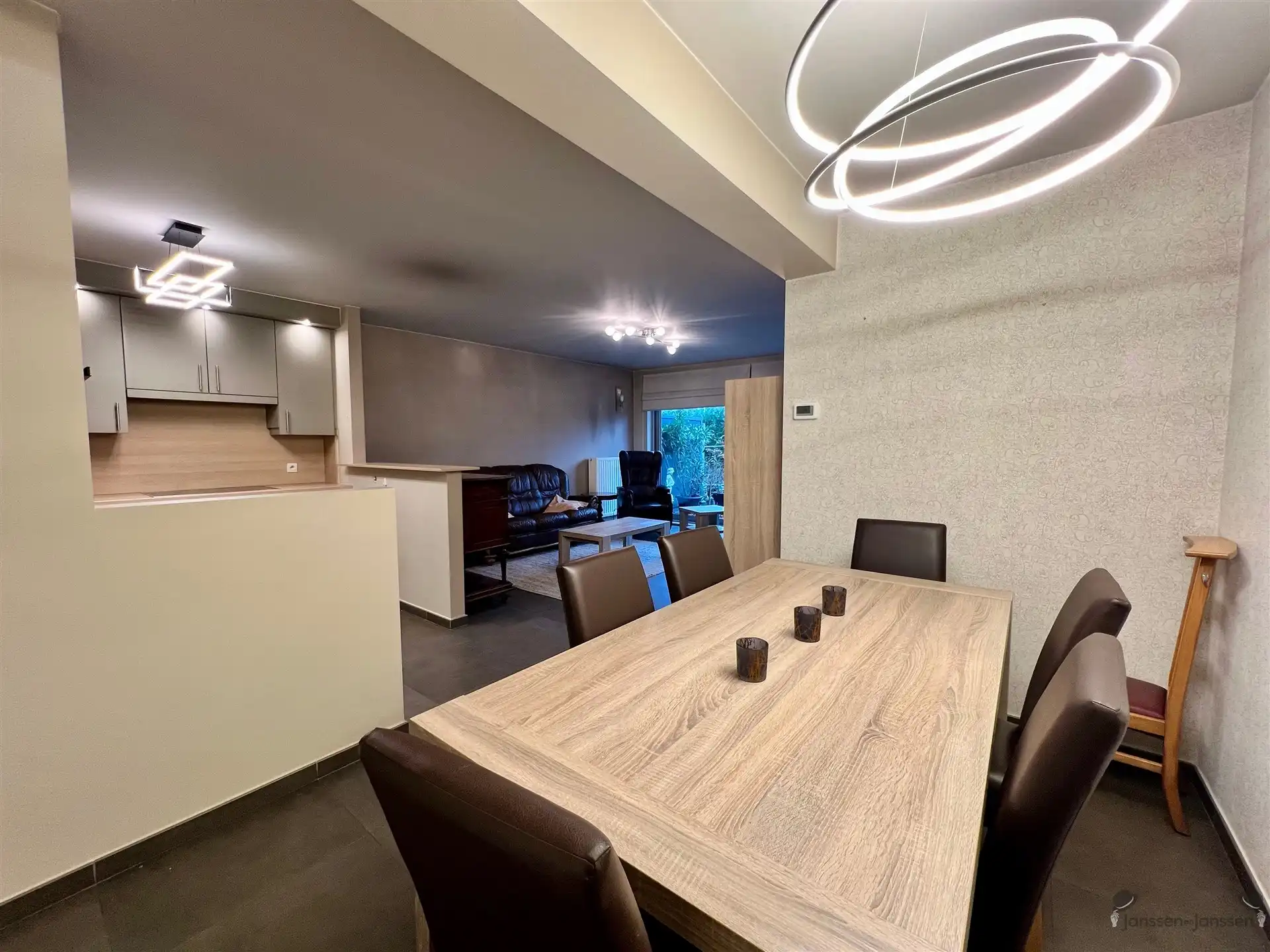 Gelijkvloers appartement met tuin + parking foto 4