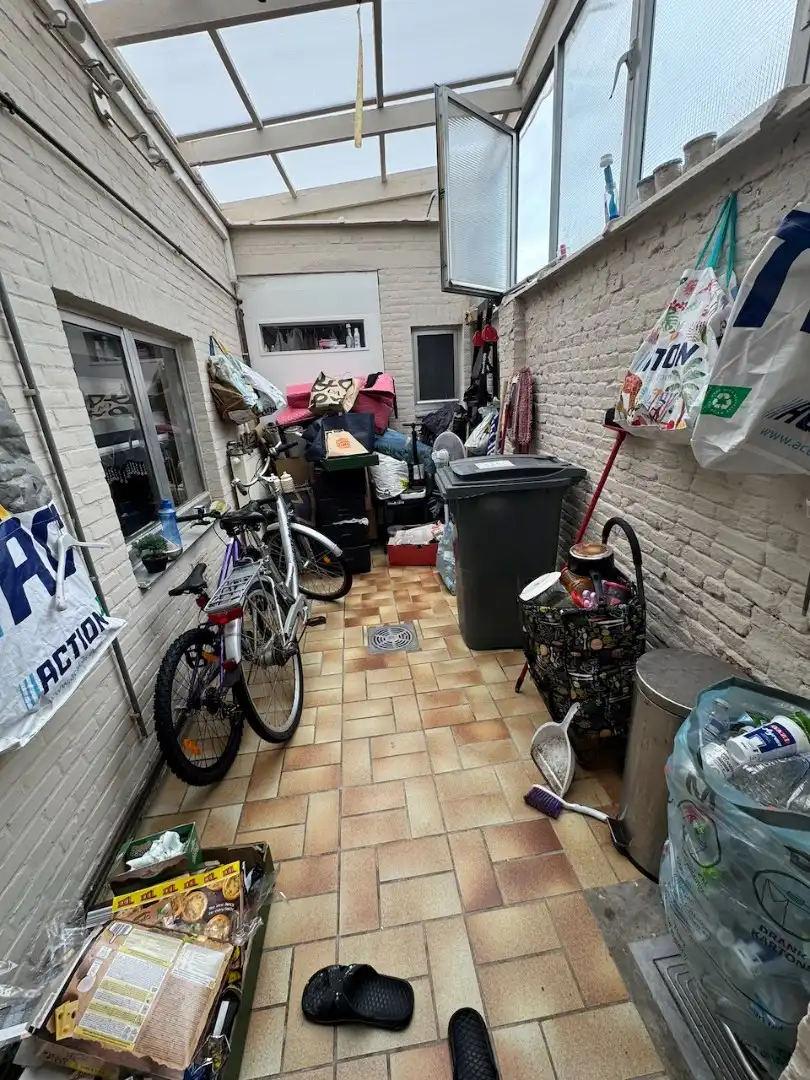 Op te frissen rijwoning foto 8