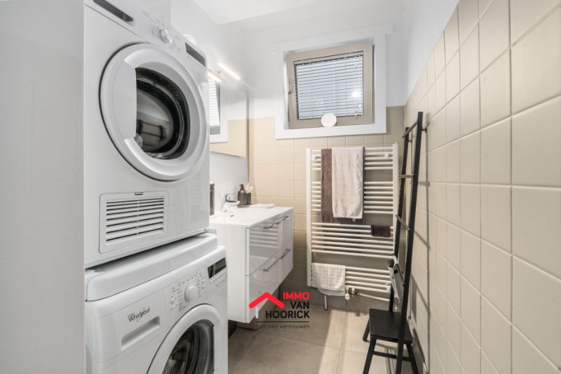 Vernieuwd appartement - zicht op de Durme!!! foto 16