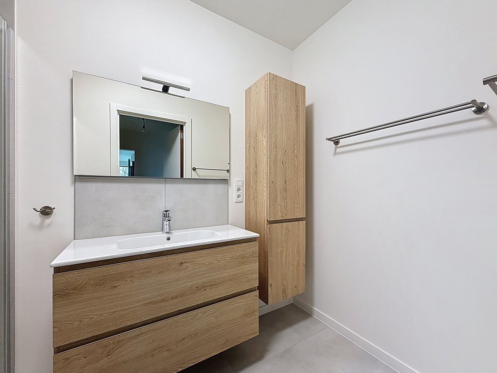 Energiezuinig nieuwbouwappartement met terras en garage. foto 11