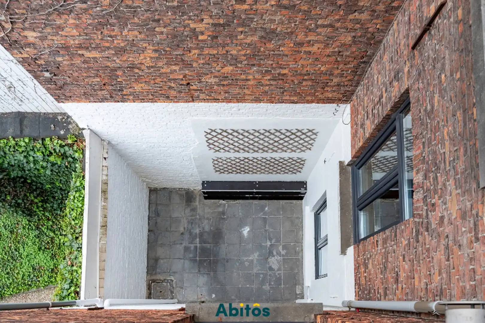Gerenoveerde herenwoning met 4 slaapkamers en 2 badkamers foto 21