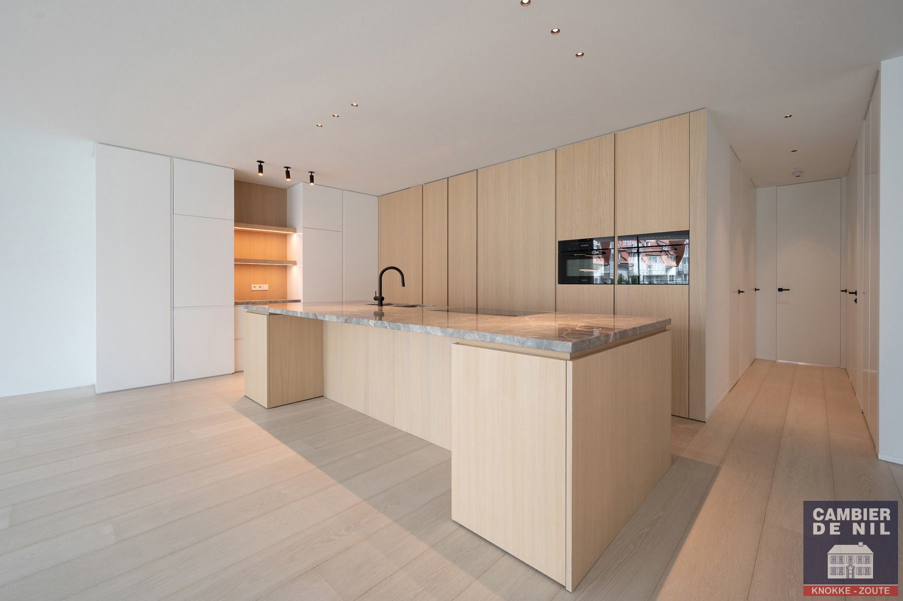 Nieuwbouwappartement met 3 slaapkamers in hartje Zoute foto 10
