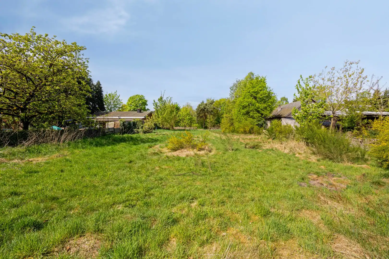 Prachtig gelegen bouwgrond van 1.277 m² voor ruime open bebouwing ! foto 21