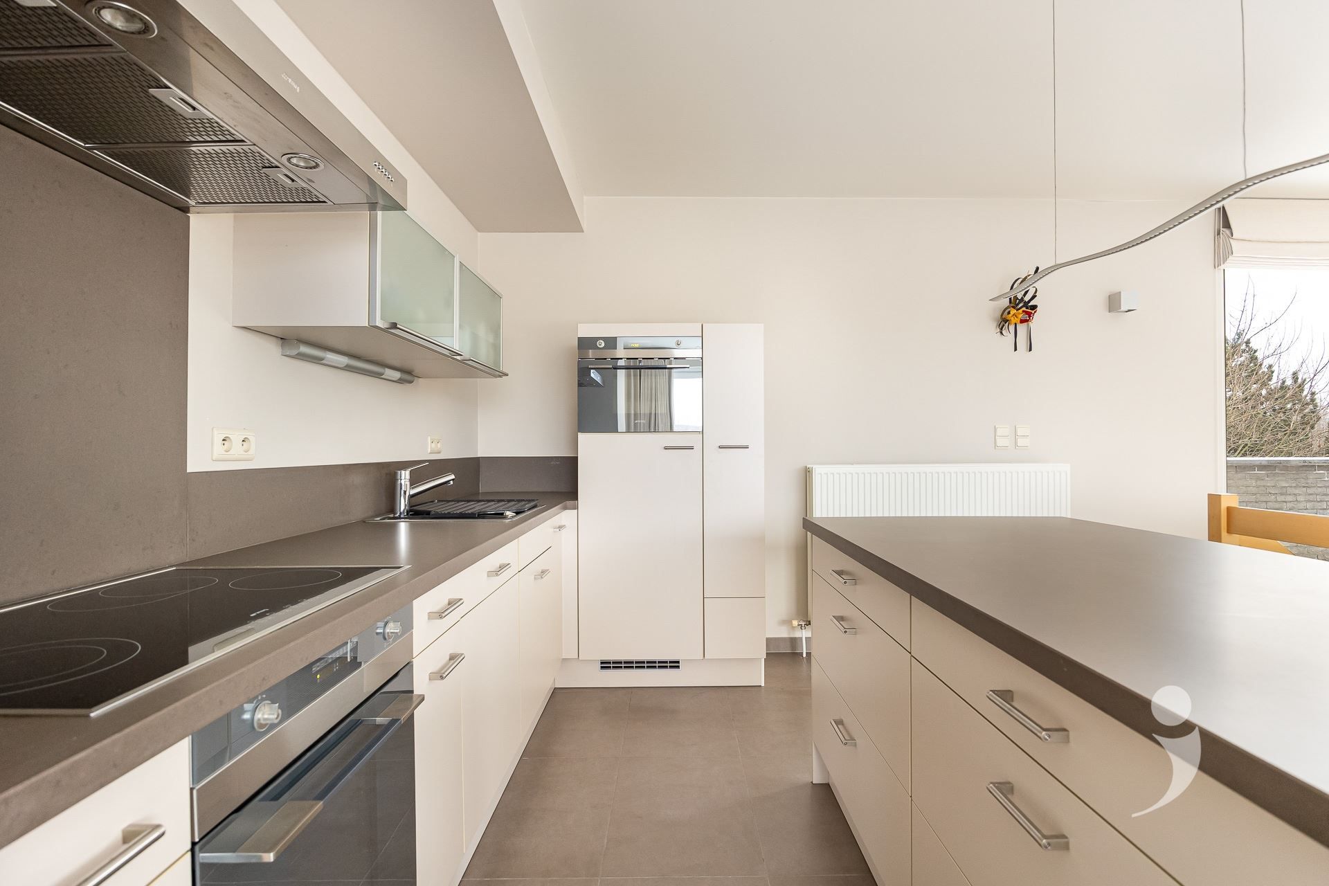 Luxueuze penthouse met ruim terras foto 9