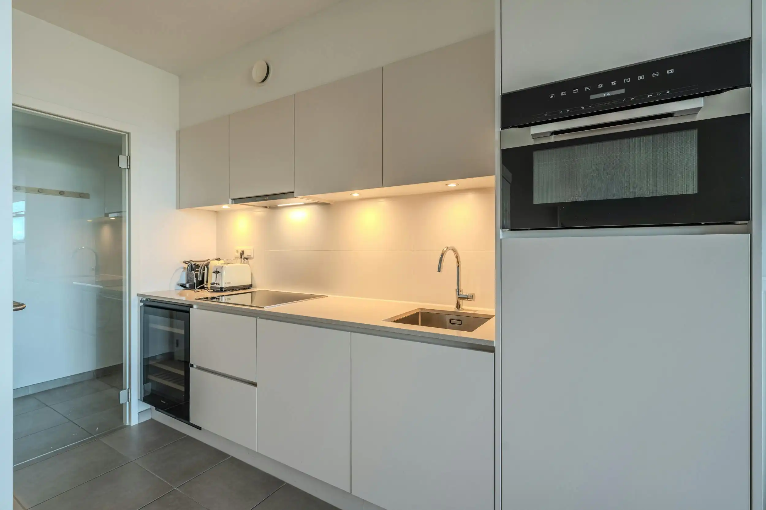 Prachtige studio vlakbij zee en strand  foto 4